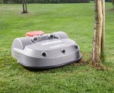 Robot tagliaerba
